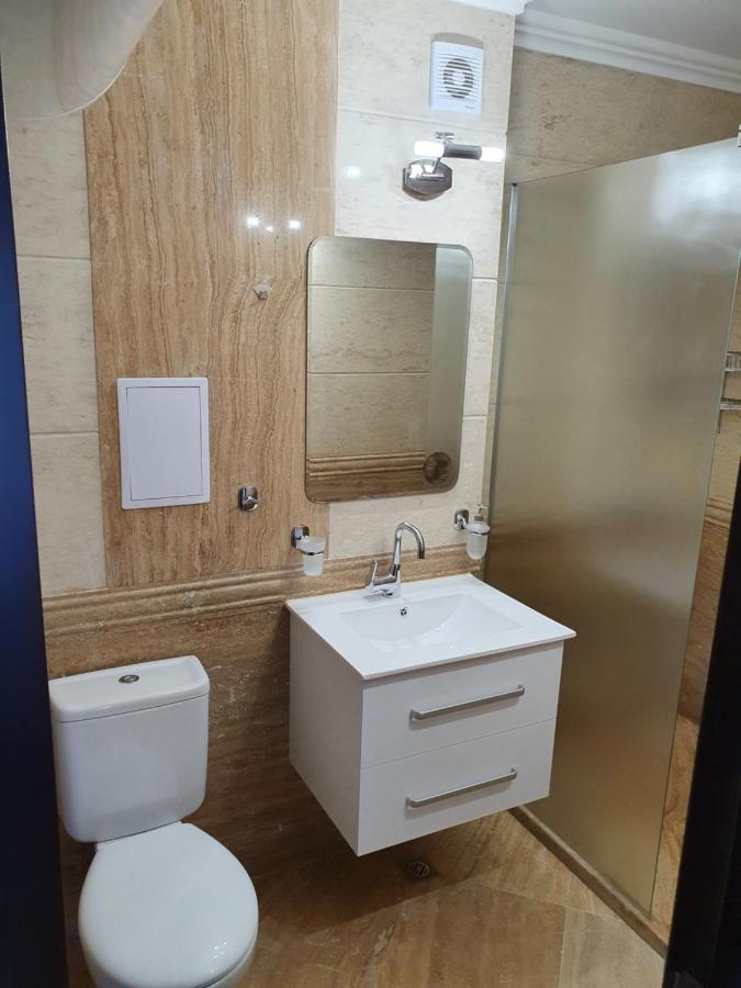 Апартамент За Гости ,,1В-15" Амара Бутик"" Rawda Exterior foto